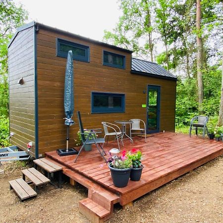 La Tiny House De Nanou Guest House Рошфор Екстериор снимка