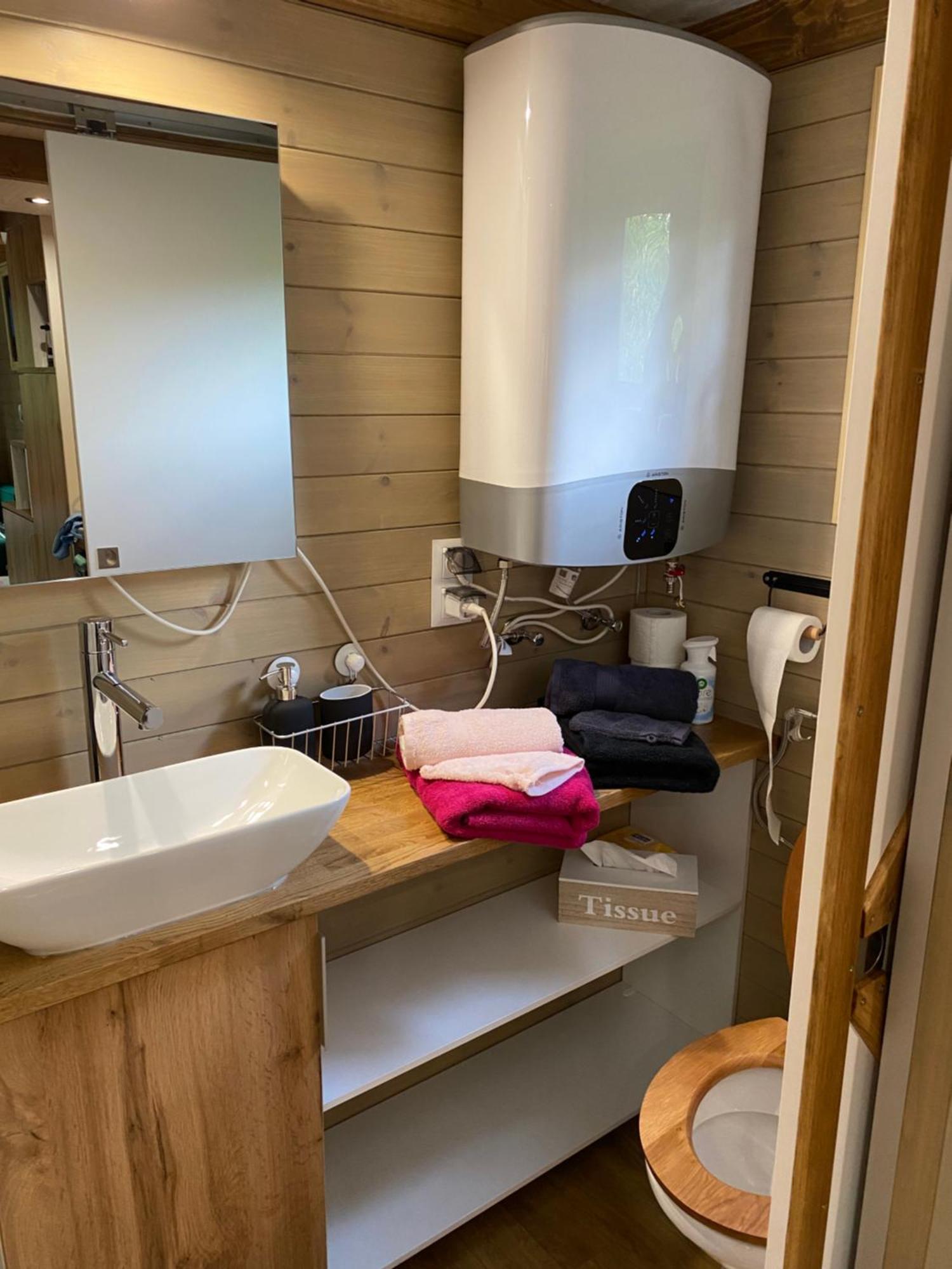 La Tiny House De Nanou Guest House Рошфор Екстериор снимка